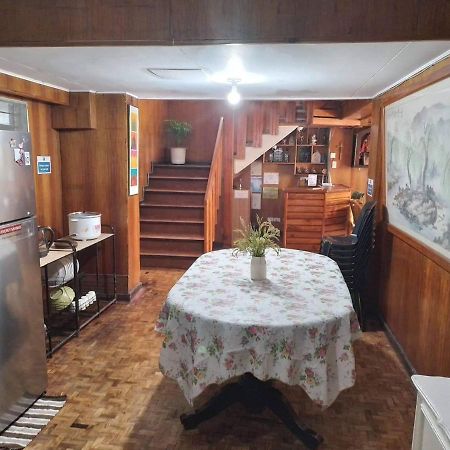 Amara Transient House - Homestay Baguio City ภายนอก รูปภาพ