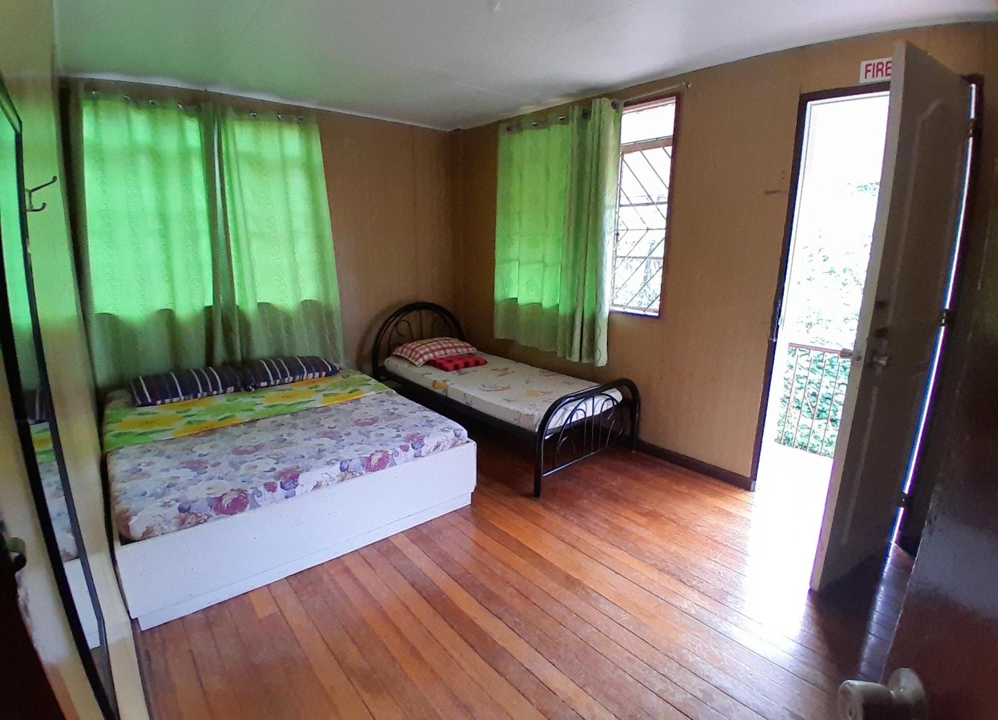 Amara Transient House - Homestay Baguio City ภายนอก รูปภาพ